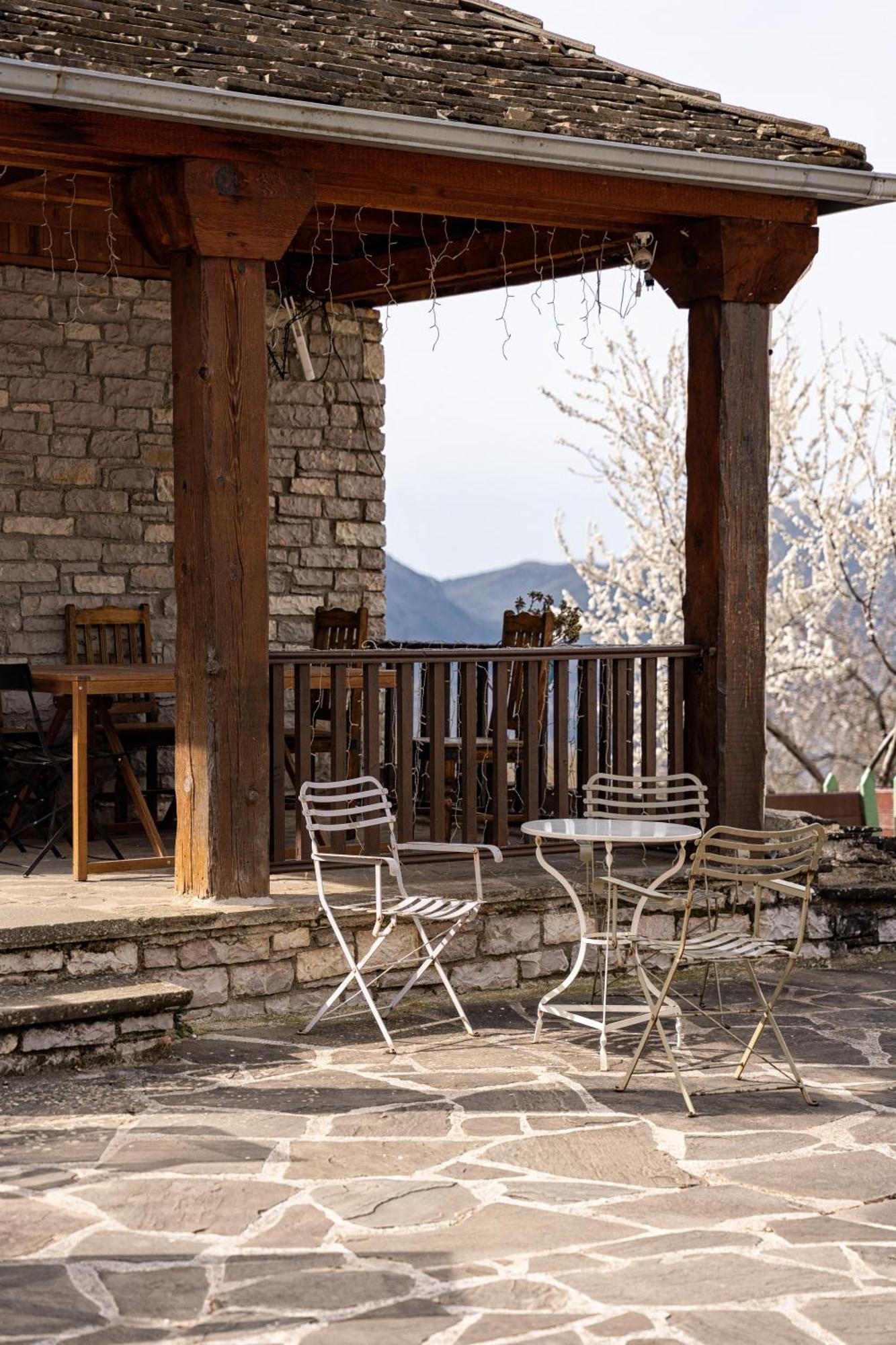 Agriogido - Rupicapra Villas Papigko Exterior photo